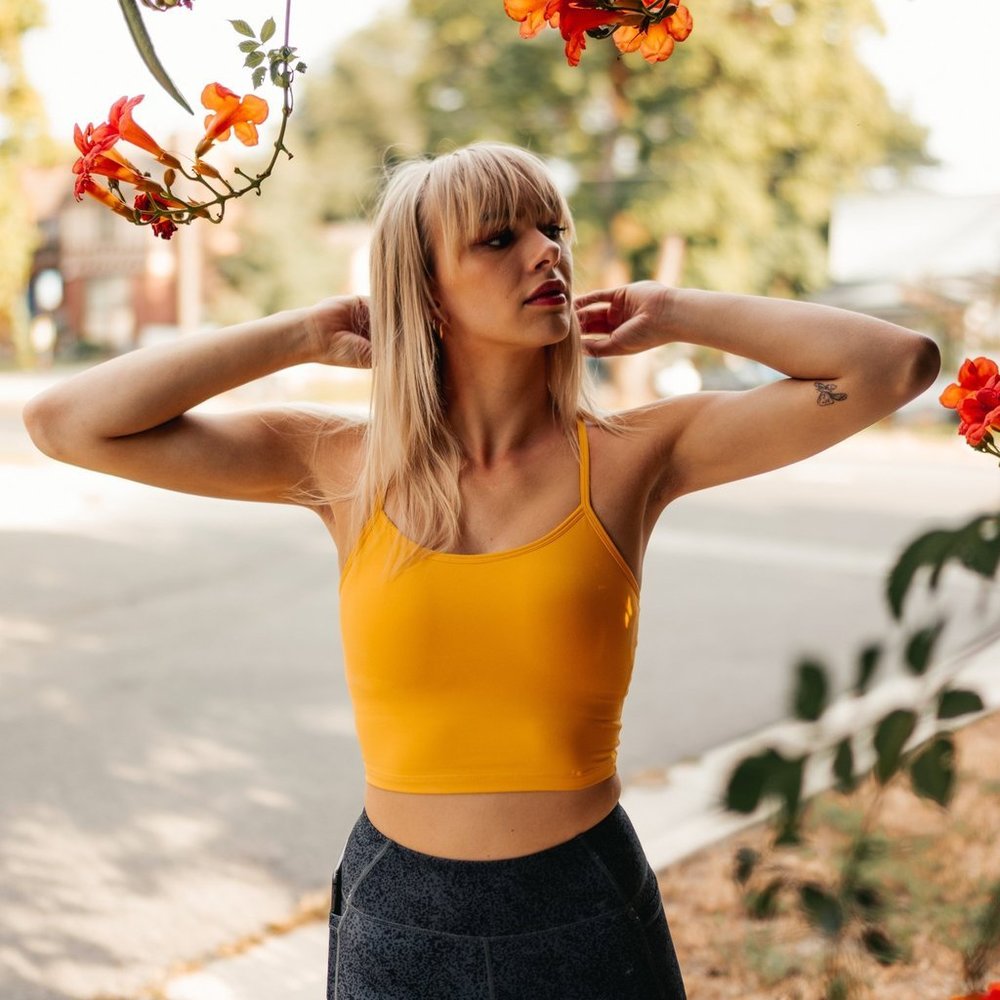 Senita Athletics - Ava Crop in Sunrise